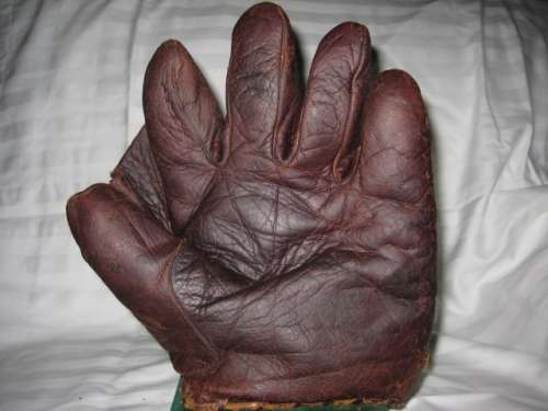 Spalding Maroon Full Web Front